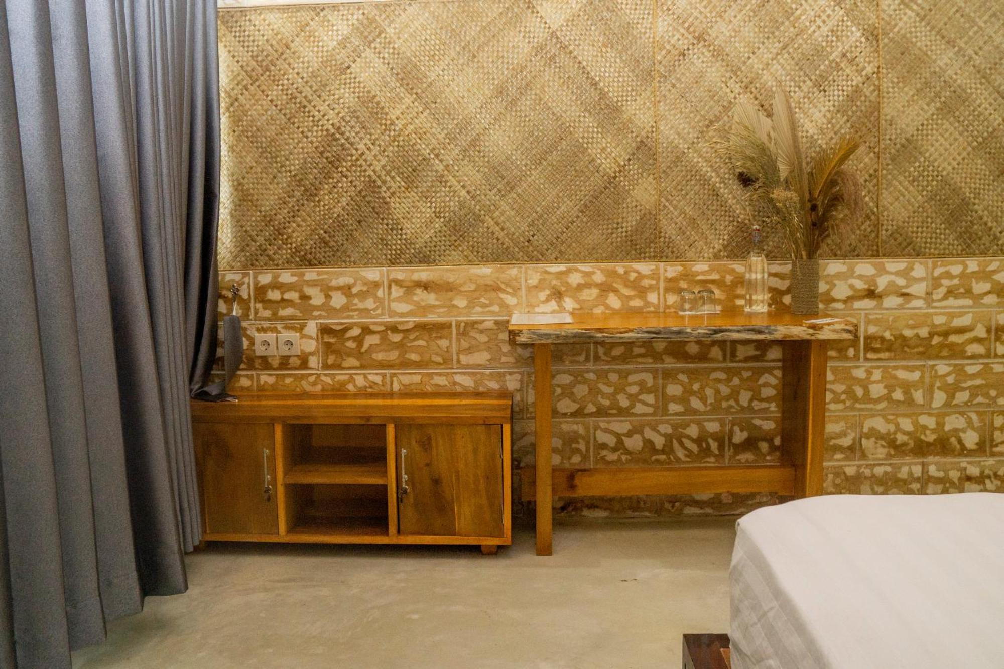 Aranka Tempasan Villa Sangyang Kültér fotó