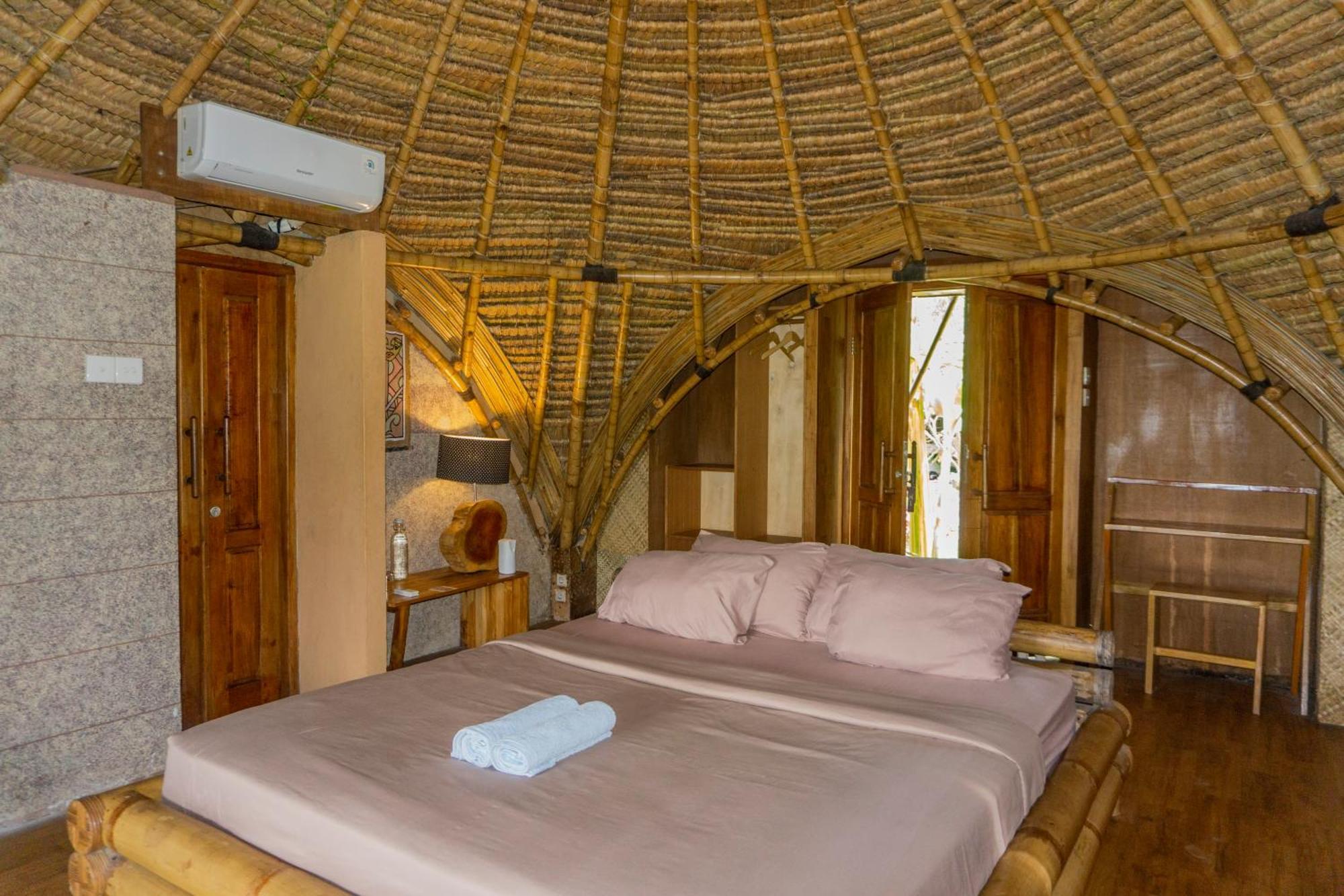 Aranka Tempasan Villa Sangyang Kültér fotó